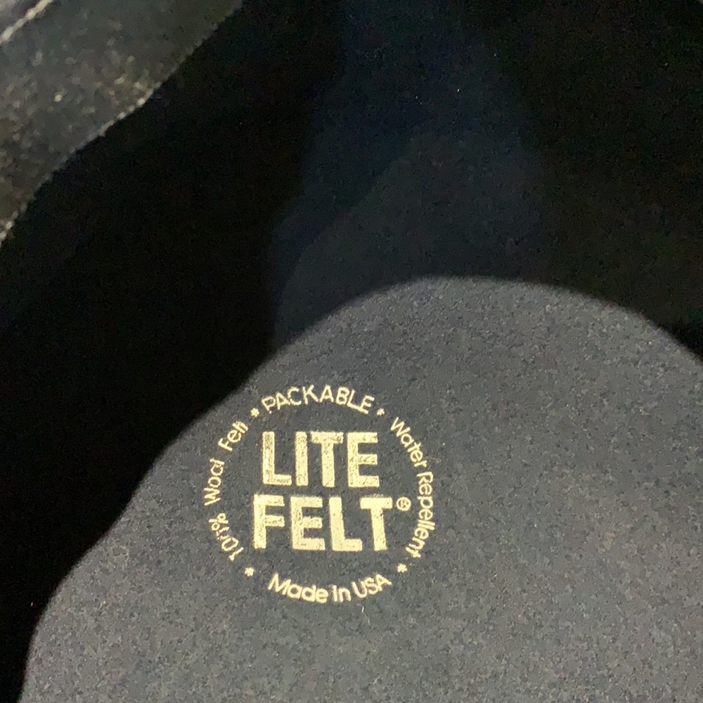 Vintage Commodore hat - Picture 5 of 9